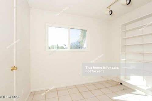 3211 Mormon Dr, Tucson AZ 85730-2017 exterior