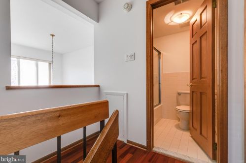 747 3 St, Philadelphia PA 19147-3324 exterior