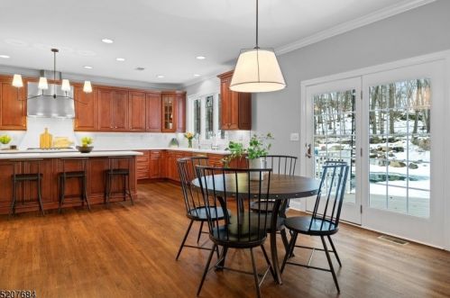 46 Morgan Dr, Sparta NJ 07871-3567 exterior