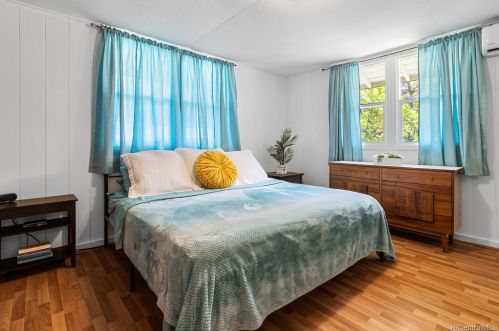 259 Kuliouou Rd, Honolulu HI 96821-2261 exterior