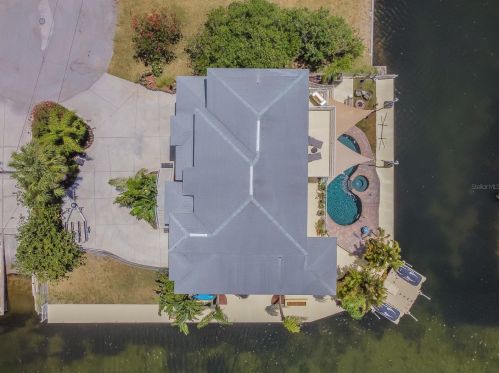 13435 Starfish Dr, Port Richey FL  34667-7606 exterior