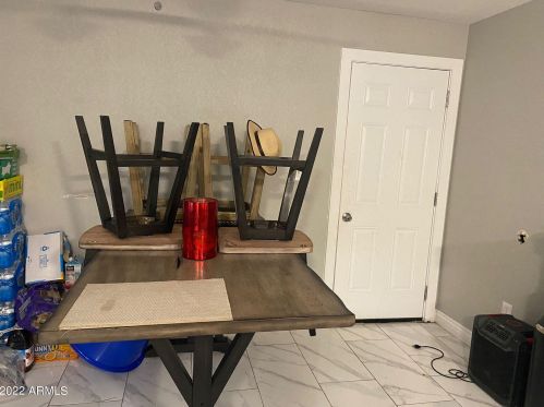 824 67th Dr, Phoenix, AZ 85043-2380