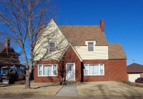 1110 Locust St, Capron, OK 73717-2518