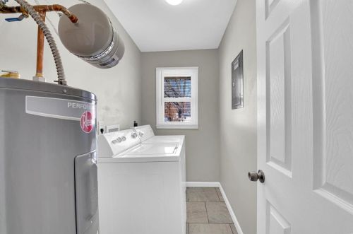 133 Reasor Dr, Saint Louis MO 63135-1127 exterior