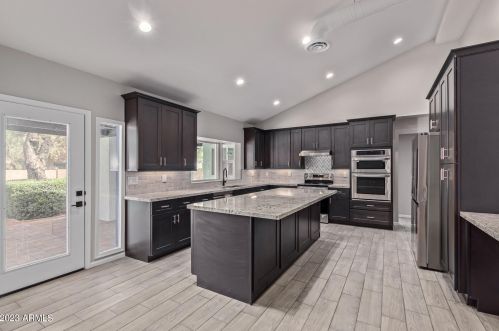 14827 2nd Pl, Phoenix AZ  85022-3611 exterior