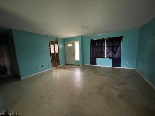 1965 45 Ter, Naples FL 34116-6329 exterior