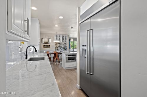 7035 15th St, Phoenix AZ  85020-5414 exterior