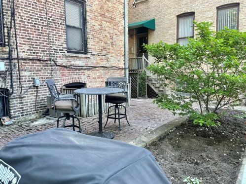 1903 Sheffield Ave, Chicago IL  60614-5018 exterior