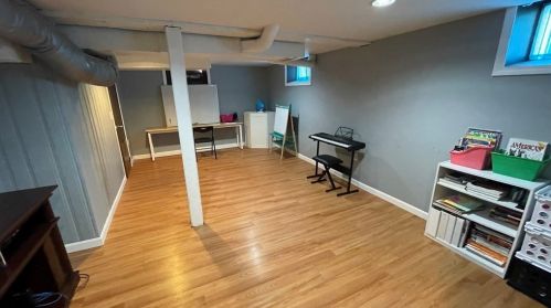 15 Ernest Ave, Worcester MA 01604-2326 exterior