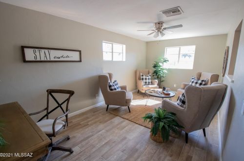 4047 Timrod St, Tucson AZ 85711-4255 exterior