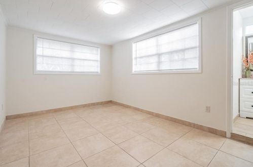 1219 Norfolk St, Tampa FL 33604-5031 exterior