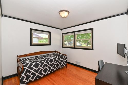 2965 99, Milwaukee WI 53227-3674 exterior