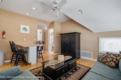 100 Vance Ave, Lavallette NJ 08735-2239 exterior