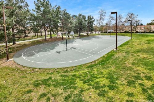 13360 Verona, Tustin CA  92782-9140 exterior