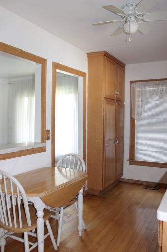 286 Pick Ave, Elmhurst IL 60126-3058 exterior