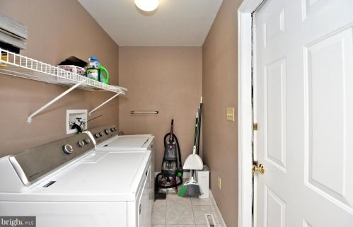 103 Birdsong Way, Pottstown PA 19464-1461 exterior