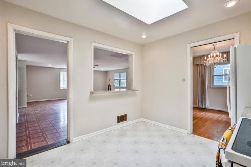 1730 Great Falls St, Mc Lean VA  22101-5063 exterior