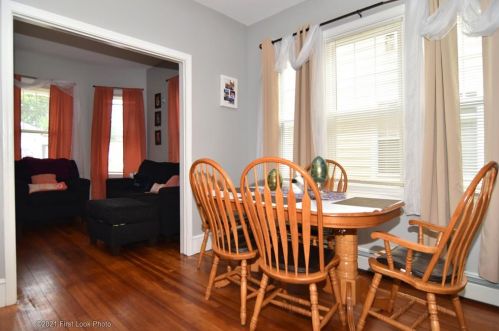 366 Sharon St, Providence RI 02908-2219 exterior