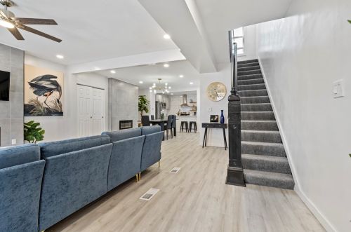 857 Peralta St, Pittsburgh, PA 15212-8002