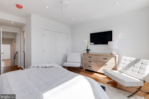 628 19 St, Philadelphia PA 19121-4120 exterior