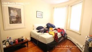 220 Winthrop Rd, Brookline MA  02445-4455 exterior