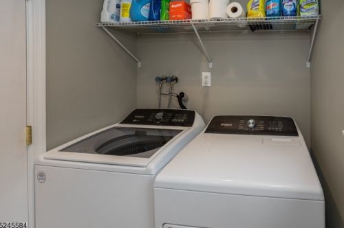 86 Woodbine Ave, Mount Olive NJ 07828-3152 exterior