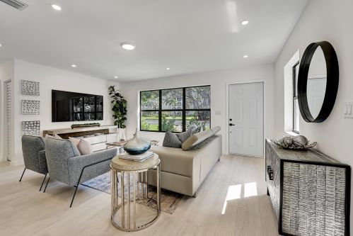 235 20 St, Boca Raton FL 33431-8013 exterior