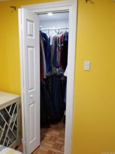 103 Beacon St, Middletown NY 10940-4733 exterior