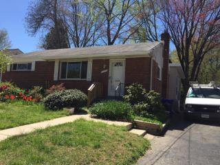 11420 Monterrey Dr, Silver Spring MD  20902-2658 exterior