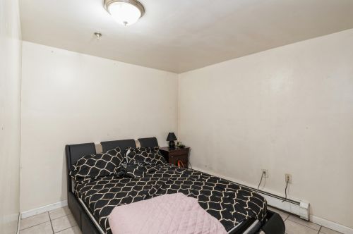 316 St, Union City NJ 07087-1622 exterior