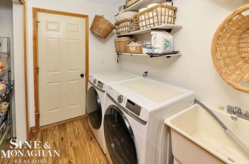 28793 Berwick Ct, New Baltimore MI 48047-5423 exterior