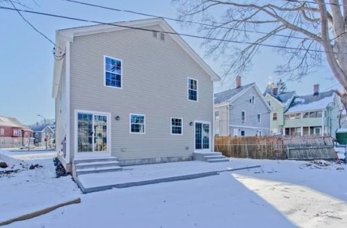 246 Eastern Ave, Springfield MA  01109-3303 exterior