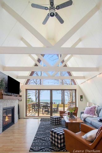 1810 Morning Glory Ln, Fennville MI  49408-9720 exterior