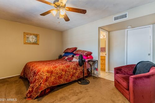 3401 Crocus Dr, Phoenix AZ 85032-5419 exterior