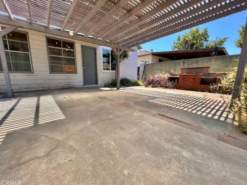 237 Edward Ave, Fullerton CA 92833-2807 exterior