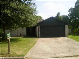7935 Shady Arbor Ln, Houston TX  77040-4414 exterior