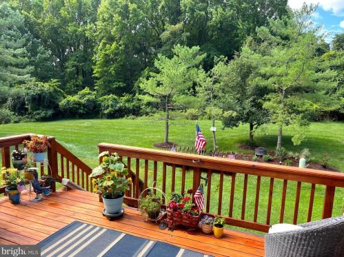 8124 Brightridge Ct, Ellicott MD 21043-6988 exterior