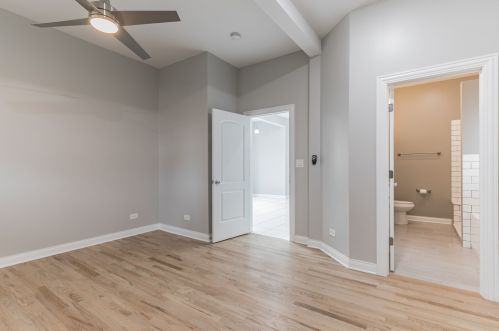 25 118th Pl, Chicago IL 60628-5801 exterior