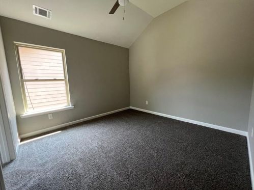 2618 Lake Manor Cir, Duluth GA 30096-4905 exterior