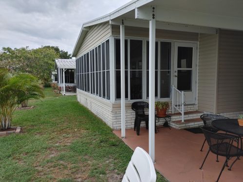 2944 Fiddlewood Cir, Fort Pierce FL 34952-3342 exterior