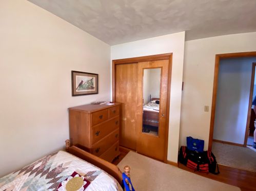 1382 Marlboro Rd, Meskegon MI 49441-3816 exterior