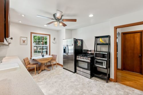 3401 9, Milwaukee WI 53215-5111 exterior