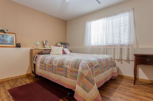 251 Lawrence Ct, Sartell MN 56377-2072 exterior