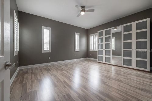 406 Oregon Ave, Tampa FL 33607-2803 exterior