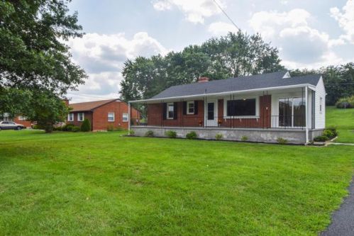 7520 Barrens Rd, Roanoke, VA 24019-3108