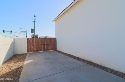 6002 44th St, Phoenix AZ 85032-4202 exterior