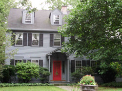 24 Hancock St, Newton, MA 02466-2309