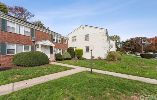 46 Garfield Park, Edison NJ  08837-2522 exterior