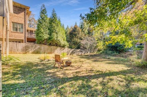 1585 Marlbrook Dr, Atlanta GA 30307-1719 exterior