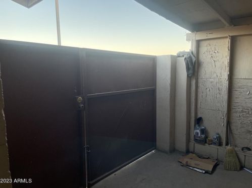 9632 12 Ave, Phoenix AZ 85021-3006 exterior